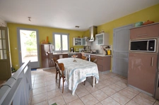 CHARLY SUR MARNE (02)  à vendre Maison de caractère de 7 pièces 
