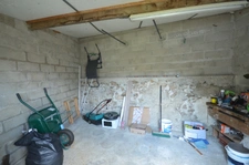 CHATEAU THIERRY (02) à vendre Maison en pierre de 4 pièces avec une dépendance.