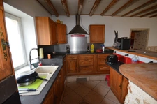 Proche de MONTMIRAIL (51) à vendre Maison en pierre de 5 pièces avec belles dépendances