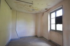 CHÂTEAU THIERRY (02) Maison à vendre de 5 pièces à rénover entièrement avec des dépendances. INVESTISSEURS