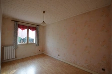 Essômes sur Marne, à vendre maison de 4 pièces sur sous-sol total avec un beau jardin