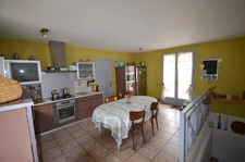 CHARLY SUR MARNE (02)  à vendre Maison de caractère de 7 pièces 
