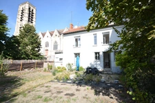 CHATEAU THIERRY (02) à vendre maison de ville d'exception avec son jardin plein Sud