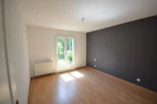 Proche de DORMANS (51) à vendre très belle maison de 5 pièces avec sa dépendance
