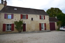 CHARLY SUR MARNE (02)  à vendre Maison de caractère de 7 pièces 
