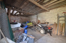CHÂTEAU THIERRY (02) Maison à vendre de 5 pièces à rénover entièrement avec des dépendances. INVESTISSEURS