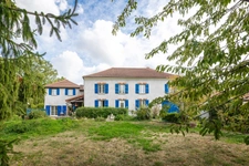 FESTIGNY (51) à vendre maison bourgeoise de 9 pièces 