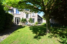 CHATEAU THIERRY (02)  à vendre Belle maison en meulière de 7 pièces 