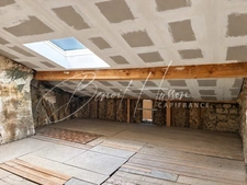 Maison de ville de 130m² avec cour, garage et dépendance 