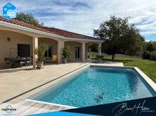 Maison contemporaine T5 avec piscine sur 2966m² de terrain