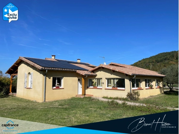 Maison T4 de 168m² de plain-pied avec piscine intérieure et sous-sol