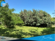 Terrain constructible de 1700m²