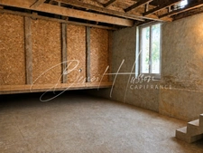 Charming village house (221m² on a 778m² plot with garage and large jacuzzi)