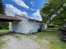 Propriété de 2 maisons indépendantes sur terrain de 7904m²
