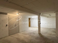 Maison T4 de 168m² de plain-pied avec piscine intérieure et sous-sol