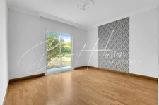 Maison 6 pièces de 229m² sur 2432m² de terrain