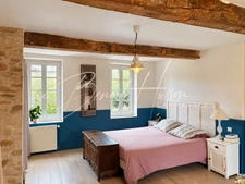 Elegant 7-room (T7) bourgeois house of 174m² on a 362m² plot with garage
