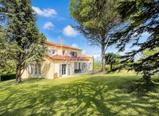 Maison familiale – 188m² – 5 chambres – jardin de plus de 3800m² 