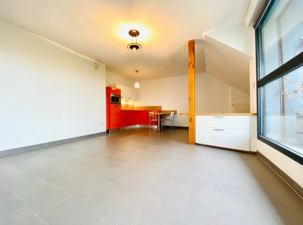 Appartement F2 lumineux avec balcon sans vis à vis - dernier étage avec ascenseur - résidence de 2008