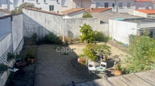 ROYAN, Quartier Eglise Notre-Dame : T3 de 93 m² au 1er étage avec balcon et jardin partagé