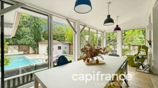 RARE IN BOUSCAT: ART DECO VILLA 220M², POOL, GARAGE & PARKING