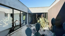 Dpt Gironde (33), à vendre LE HAILLAN, Maison d'architecte 7 pièces de 220m² sur jardin de 1860m² avec piscine