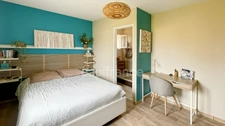 Dpt Gironde (33), à vendre SAINT-MEDARD EN JALLES, Maison 6 pièces de 170m² environ sur Jardin de 700m²