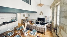 BORDEAUX SAINT-SEURIN – Splendide duplex en pierre de 80 m² (88 m² au sol) – 3 chambres / 3 salles d'eau