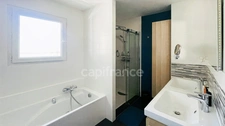 Dpt Gironde (33), à vendre PAREMPUYRE, Maison plain-pied 4 pièces de 110m² sur Jardin de 800m²