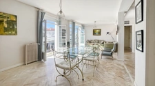ROYAN, Quartier Eglise Notre-Dame : T3 de 93 m² au 1er étage avec balcon et jardin partagé