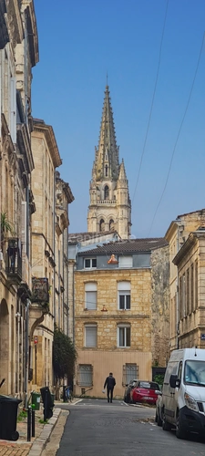 Dpt Gironde (33), à vendre BORDEAUX Chartrons, appartement 3 pièces de 58,78m² Carrez dans immeuble en pierre