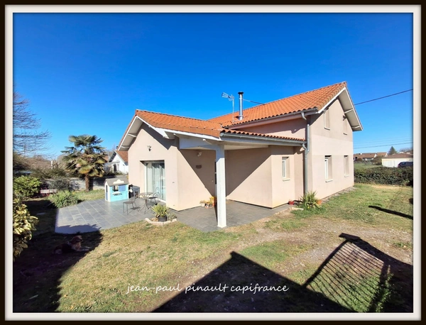 LANNEMEZAN – MAISON DE 180 m²– TERRAIN DE 560 m²