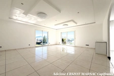 MAISON GENILAC - PLAIN PIED - 4 CHAMBRES - TERRAIN 567 - GARAGE - LUMINOSITE - CALME - ACCES LYON/SAINT ETIENNE - GARE 