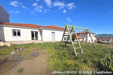 MAISON GENILAC - PLAIN PIED - 4 CHAMBRES - TERRAIN 567 - GARAGE - LUMINOSITE - CALME - ACCES LYON/SAINT ETIENNE - GARE 