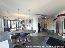 APPARTEMENT PROCHE COURS FAURIEL- 130M2 - 3 CHAMBRES - PARKING - TERRASSE 50M2