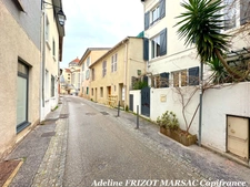 APPARTEMENT 60M2 - CALME - TERRASSE  - RDC - 2 CHAMBRES - METRO 10MIN A PIED - BUS 2MIN
