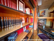 APPARTEMENT au CHARME EXCEPTIONNEL - 118m2 - 3 CHAMBRES - 1 BUREAU - LUMINEUX