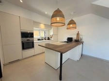 MAISON DE 2025 (RE2020)- MODERNE - RARE -3 CHAMBRES - 1 BUREAU - VUE MONT BLANC - VUE DEGAGEE - TERRAIN 830M