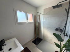 MAISON DE 2025 (RE2020)- MODERNE - RARE -3 CHAMBRES - 1 BUREAU - VUE MONT BLANC - VUE DEGAGEE - TERRAIN 830M