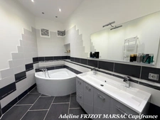 APPARTEMENT PROCHE COURS FAURIEL- 130M2 - 3 CHAMBRES - PARKING - TERRASSE 50M2