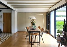 Maison avec belle rénovation, commerces à pieds !