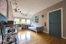 Maison avec belle rénovation, commerces à pieds !