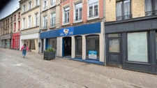 À LOUER – LOCAL COMMERCIAL AU CŒUR DU CENTRE HISTORIQUE DE SAINT-OMER(62)