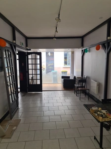 À LOUER – LOCAL COMMERCIAL AU CŒUR DU CENTRE HISTORIQUE DE SAINT-OMER(62)