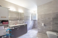 6-room house - 138 m² 