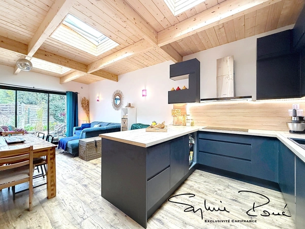 Maison à ossature bois de 180 m2 DPE en B à vendre 6 pièces ARCUEIL CACHAN - GRANGE ORY