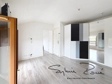 Appartement à vendre 2-3 pièces FEUCHEROLLES (78)