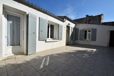 Charente-Maritime, 17, Ile d'Oléron,  Maison à vendre 4 pièces, 92 m², jardin, cour, SAINT GEORGES D'OLERON 