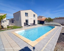 Maison à vendre 5 pièces 141 m2 (17) 509250 € 