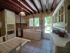Maison Familiale de 7 pièces , à SALAUNES (33), à Vendre, 
